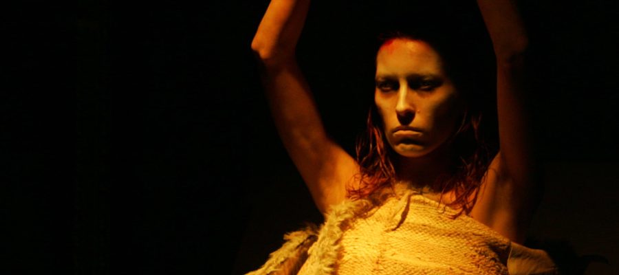 Dounia Sichov (Grande Pretresse).
Azteques - une piece de Michel Azama, mise en scene par Quentin Defalt, avec Xavier Catteau, Yohann Chanrion, Pierre Vincent Chapus, Leila Gueremy, Guillaume Helin, Cyrille Labbe, Arevik Martirossian, Damien Orso, Benjamin Penamaria, Dounia Sichov, Guillaume Becker.
Paris, Theatre 13, 09.01.2006.